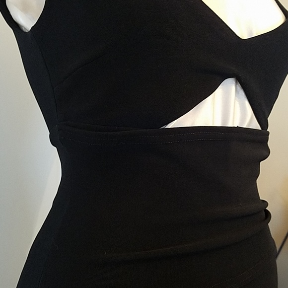 DANA DEATHERAGE HOT FITTED DRESS - Picture 2 of 7